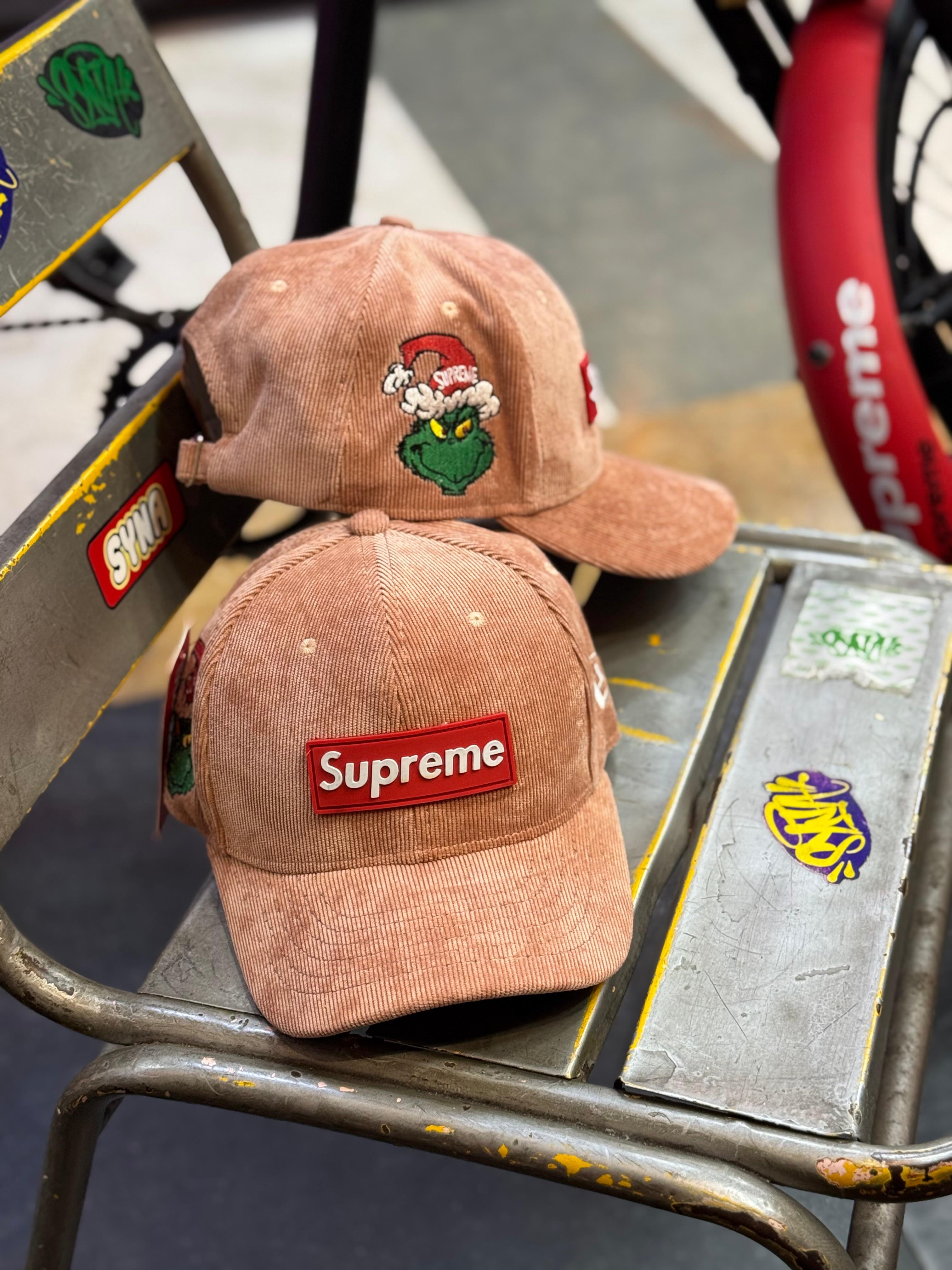 Vista 16 de Gorra Supreme en PANA - Color: Gris Oscuro